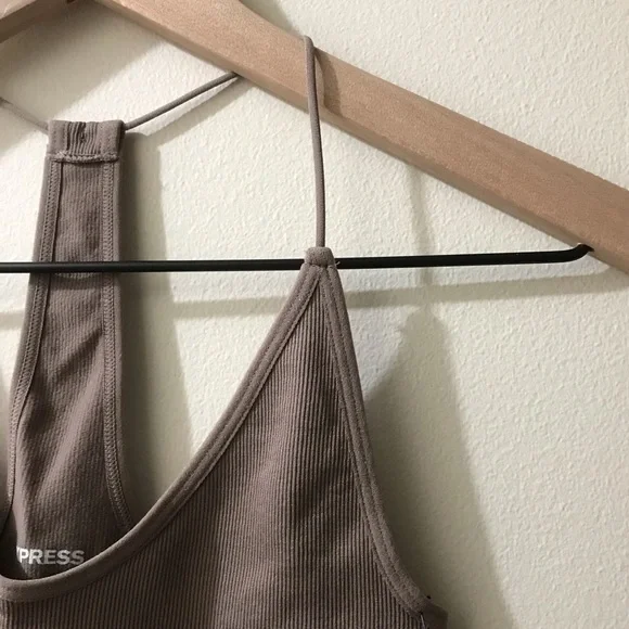 NWT Express Seamless Racerback Cami, Ribbed Bodycon, Elevated Basic Summer XS - Picture 5 of 10